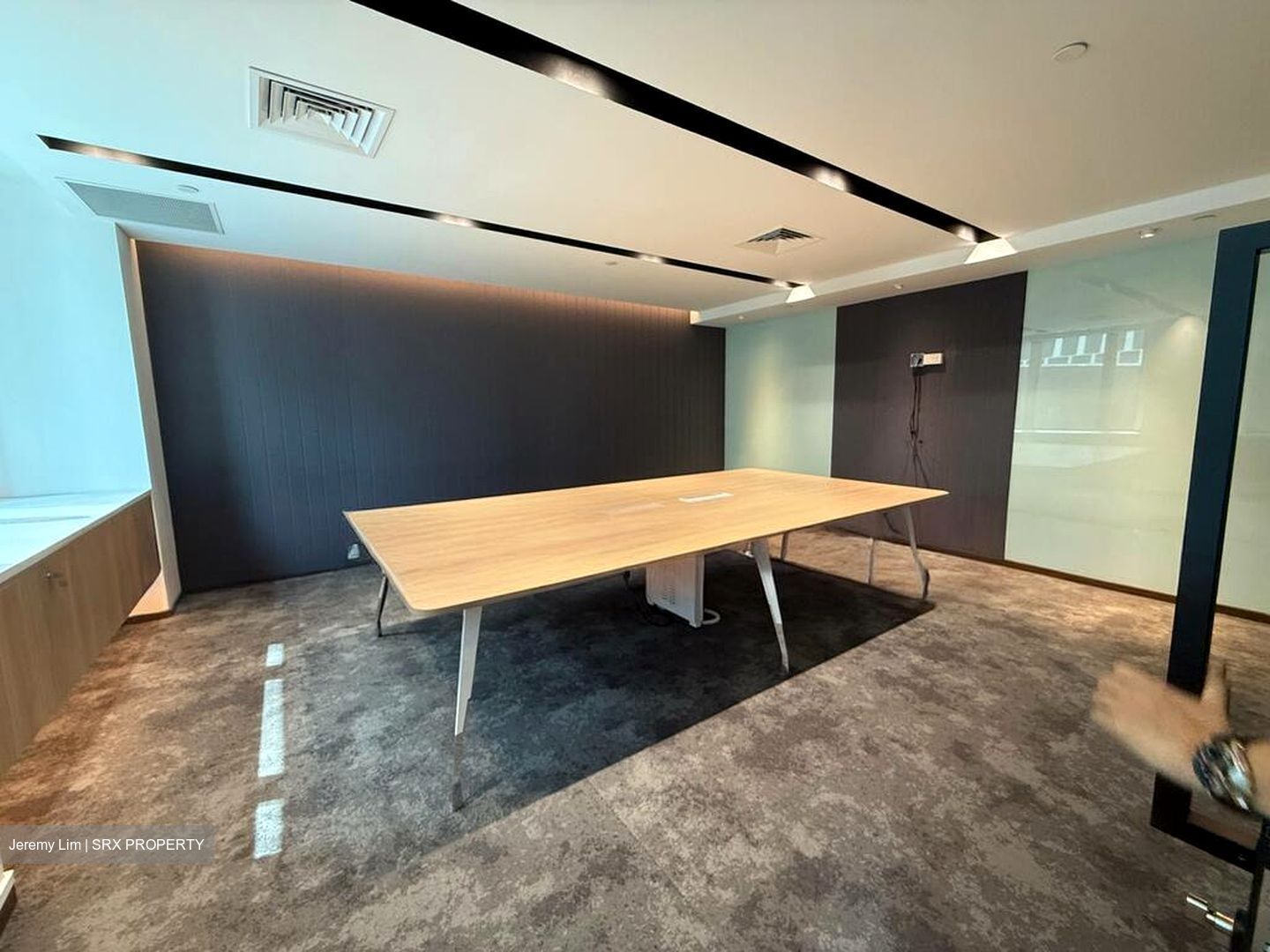 Uob Plaza (D1), Office #497186081